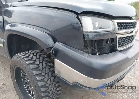 2005 Chevrolet Silverado 2500Hd Lt from USA, damaged, VIN 1GCHK23U85F898083